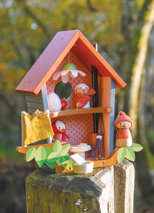 Robin's Nest Box