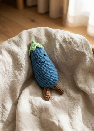 LS2509 - Aubergine Rattle 2