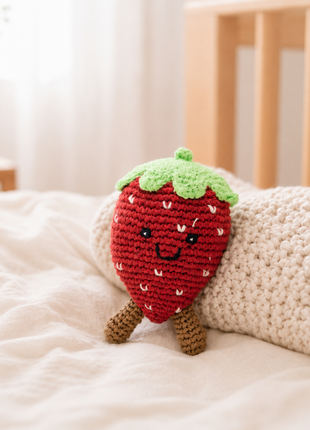 LS2516 - Strawberry Rattle 1