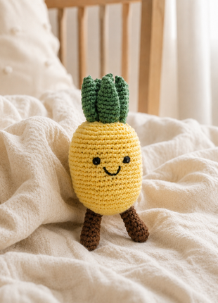LS2518 - Pineapple Rattle 2