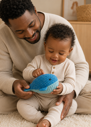 LS2561 - Whale Blue Rattle 3