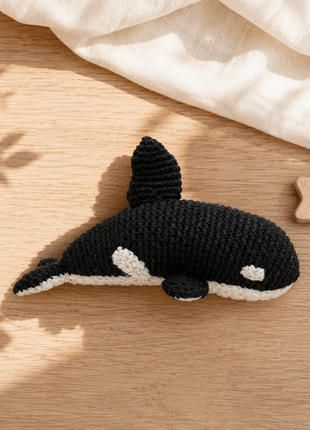 LS2564 - Orca Rattle 1