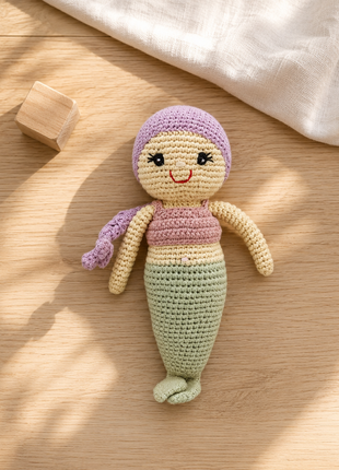 LS2569 - Mermaid Rattle 1