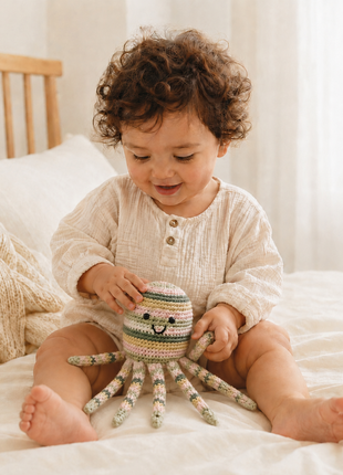 LS2574 - Octopus Rattle - Stripe 3