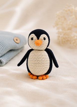 LS2611 - Arctic Penguin Rattle - Large 2