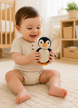 LS2611 - Arctic Penguin Rattle - Large 4