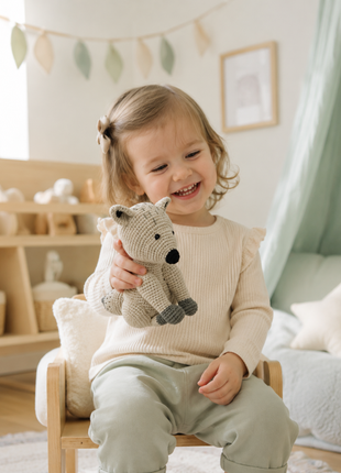 LS2612 - Arctic Fox Rattle - Large 5