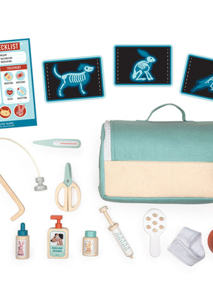 Animal Rescue Vet Case