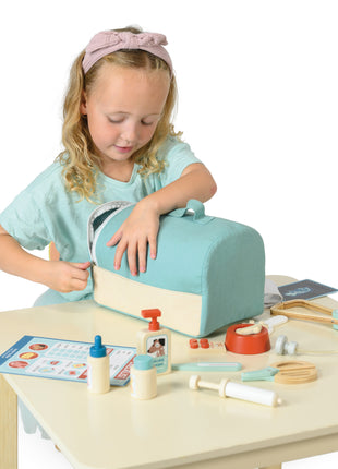 Animal Rescue Vet Case